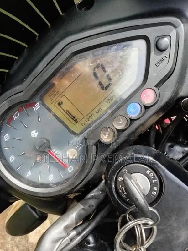 Bajaj Pulsar 180 2016