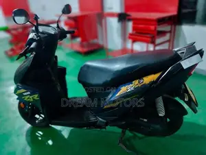 Yamaha RayZR 2018