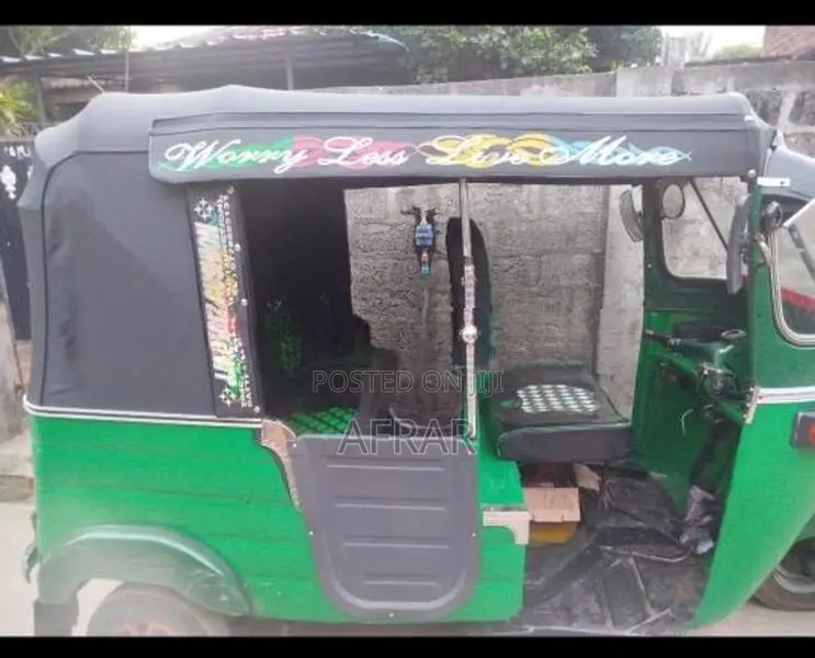 Bajaj RE 1999