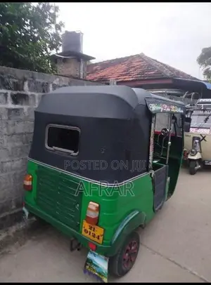 Bajaj RE 1999