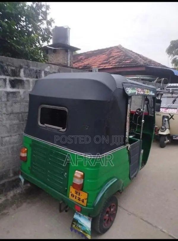 Bajaj RE 1999