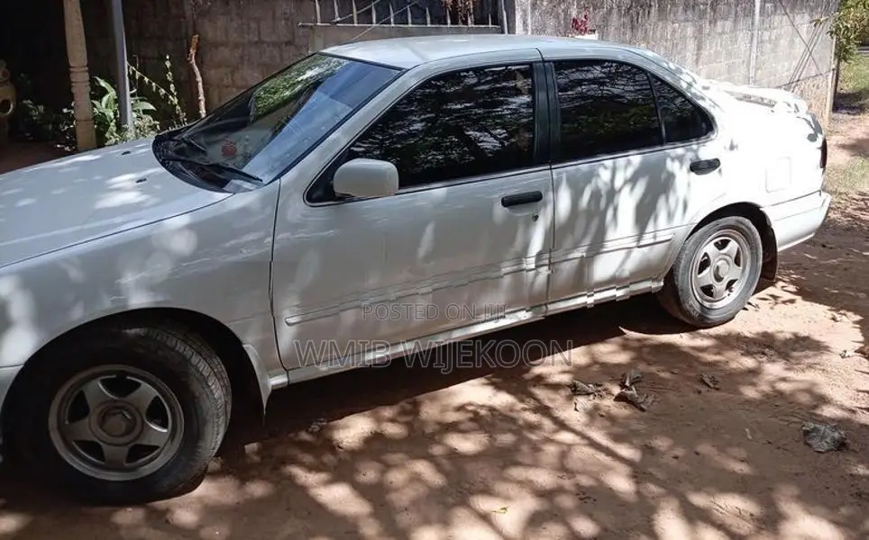 Nissan Sunny FB14 1997