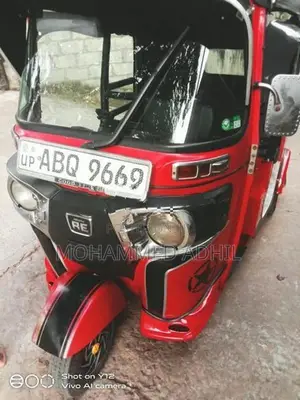 Bajaj RE 1234 2017