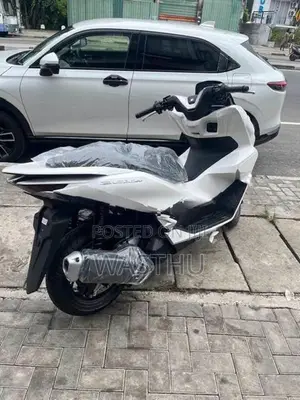Honda ADV 160 2026