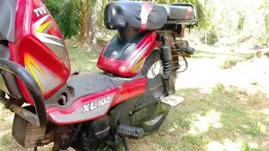 TVS XL 100 2017