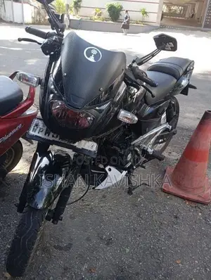 Bajaj Pulsar 180 2012
