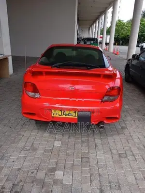 Hyundai Coupe M 2000