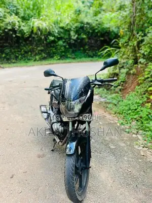 Bajaj Pulsar 150 2016