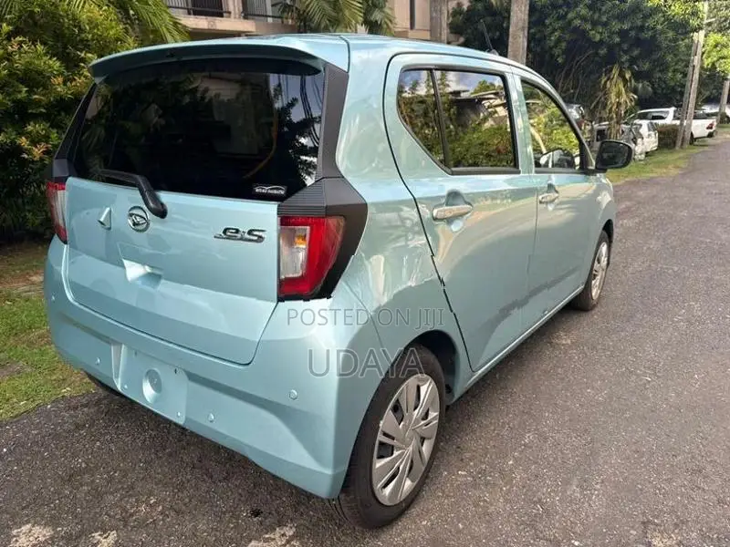 Daihatsu Mira X Limited 2025