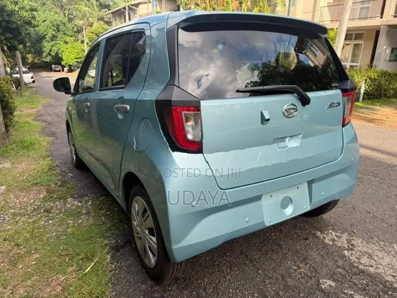 Daihatsu Mira X Limited 2025