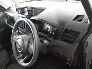 Toyota Roomy X 2024