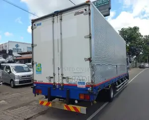 Isuzu Forward WING BODY MANUAL 2016