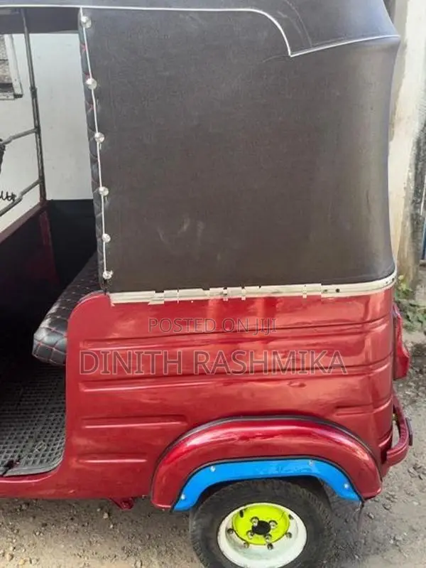 Bajaj RE 1998