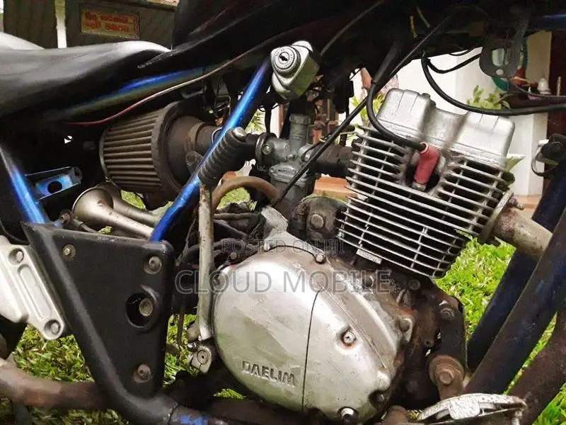 Daelim - VT125 1998