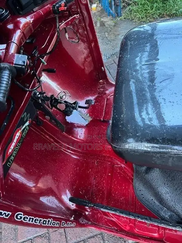 Bajaj RE 2strok 2005