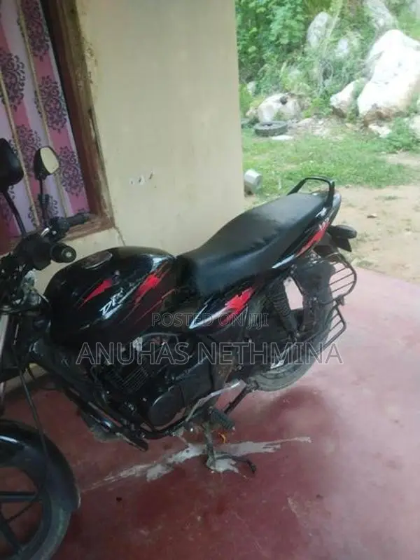 Bajaj Discover 125 2005