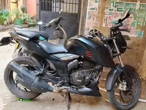 TVS Apache RTR 200 2017