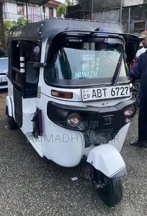 Bajaj RE 4 Stroke 2019