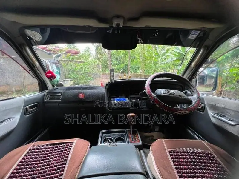 Toyota Dolphin Super GL 1990