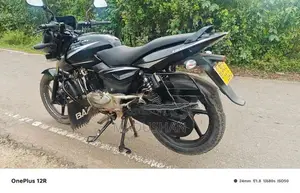 Bajaj Pulsar 150 2015