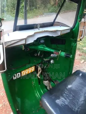 Bajaj RE 2 Stroke 2006