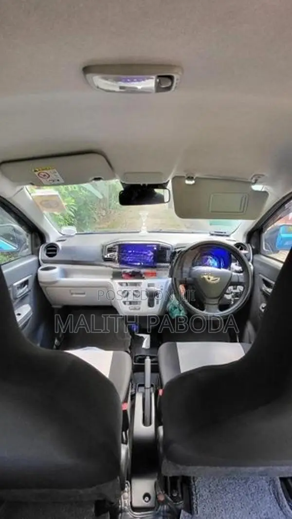 Daihatsu Mira 2017
