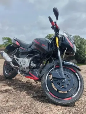 Bajaj Pulsar 150 2015
