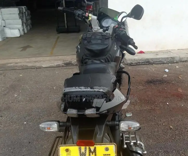 Bajaj Pulsar 150 2011