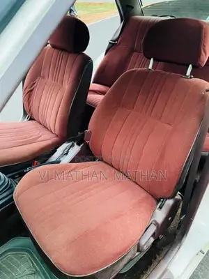 Nissan Sunny 1996