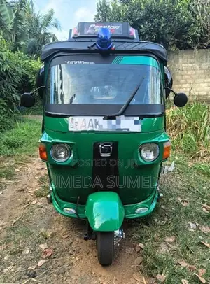 Bajaj RE 4 Stroke 2013