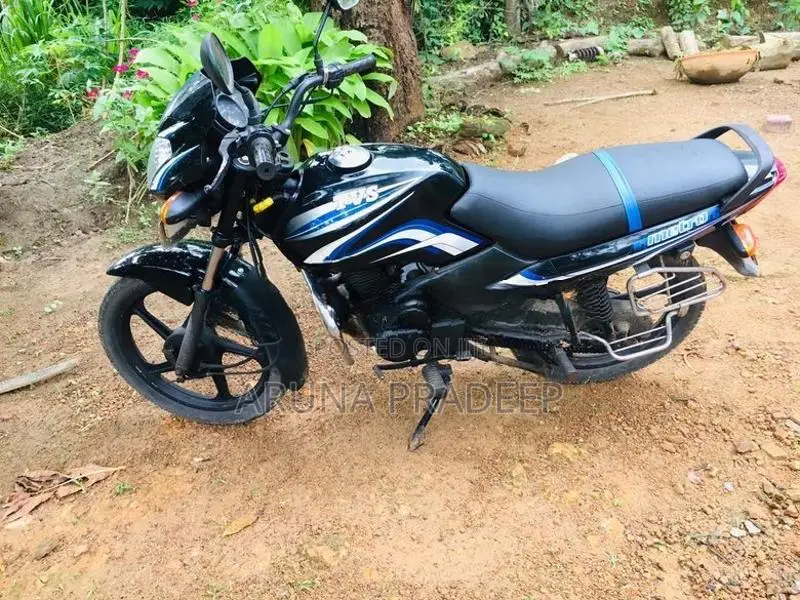 TVS Metro 2015