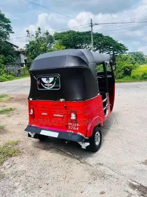 Bajaj RE 2006