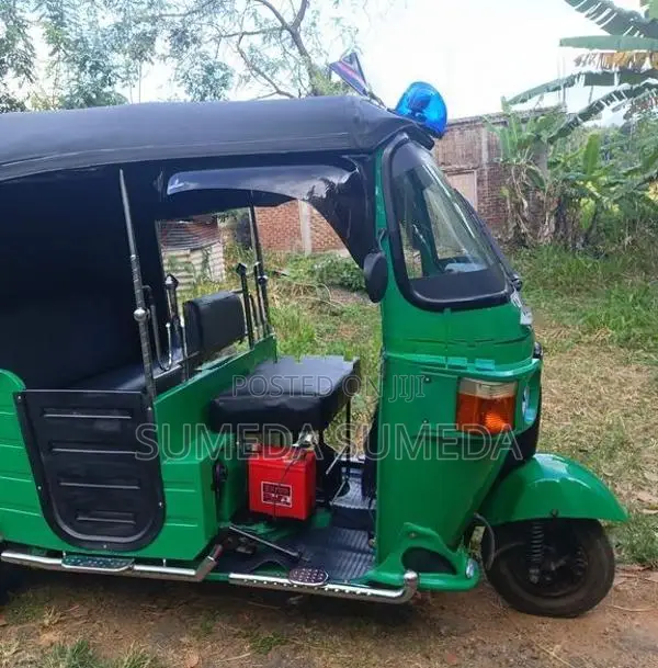 Bajaj RE 4 Stroke 2013