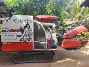 Kubota DC 70G Plus Combine Harvester