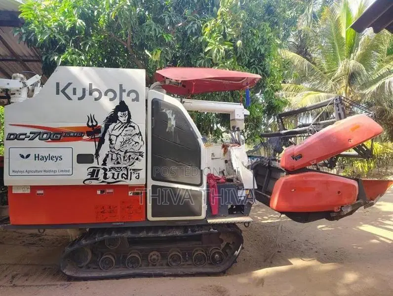 Kubota DC 70G Plus Combine Harvester