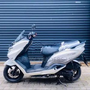 Suzuki Burgman 125 2019