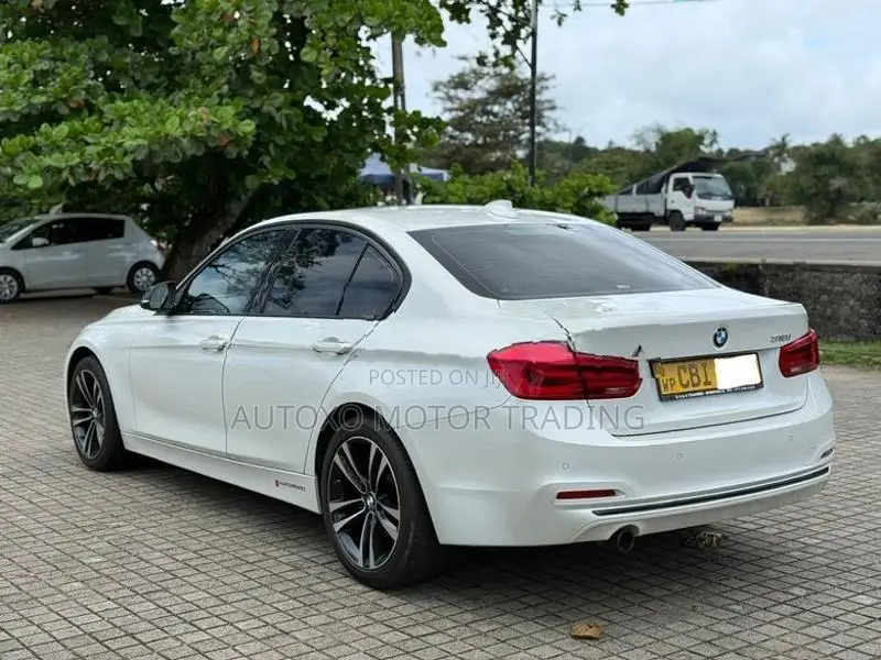 BMW 318i 2018