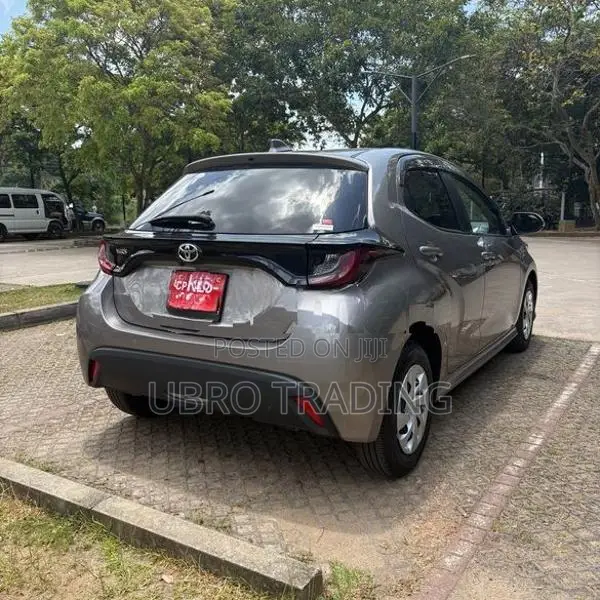 Toyota Yaris X 2023