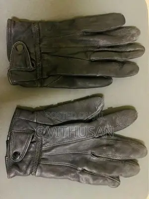 Leather Gloves
