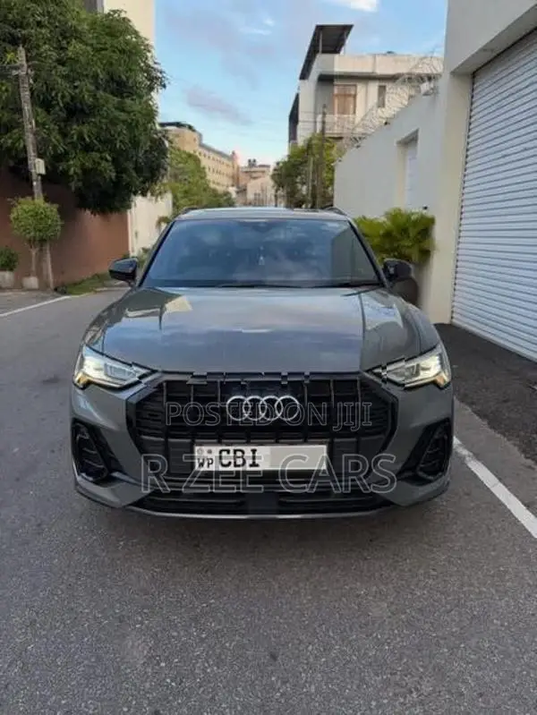 Audi Q3 S Line Vorsprung 2019