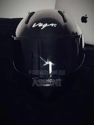 Brand New Vegas Full-face Helmet (Glossy Black)