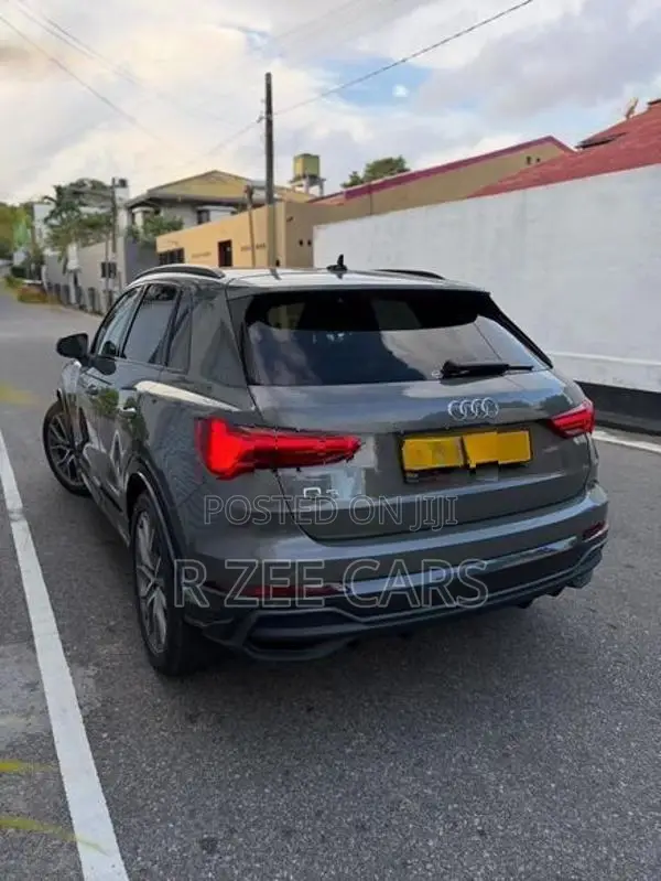Audi Q3 S Line Vorsprung 2019