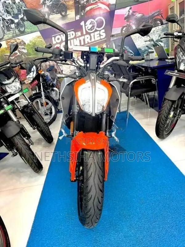 KTM Duke 160 EFI 2026