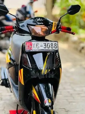 Hero Pleasure 100 2012