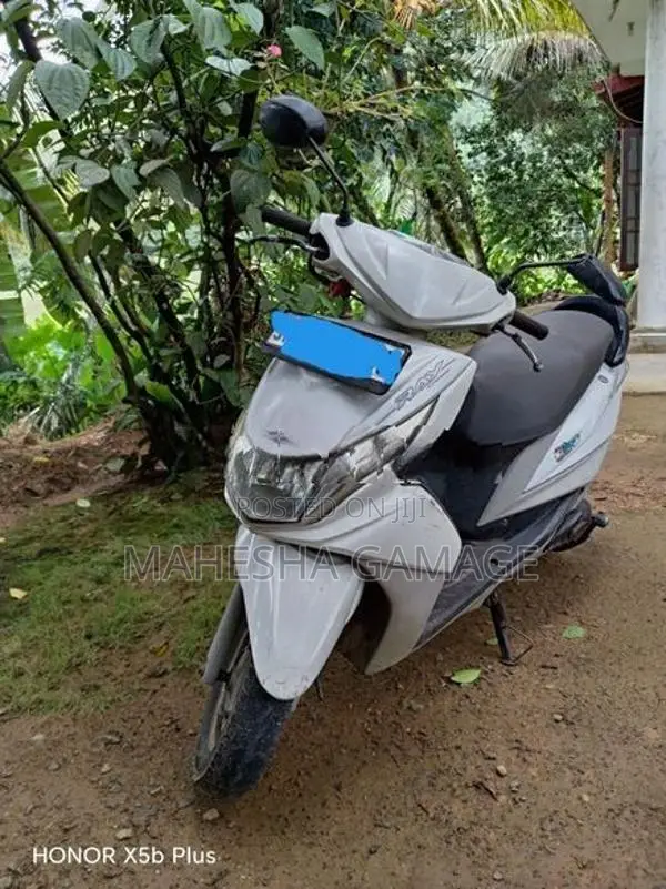 Yamaha Ray ZR 2013