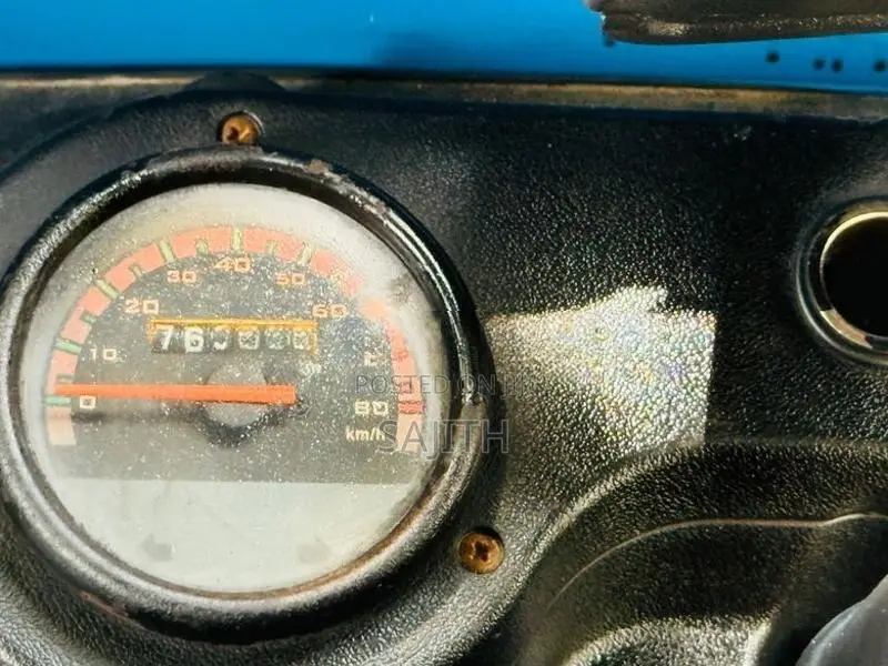 Bajaj RE 2010