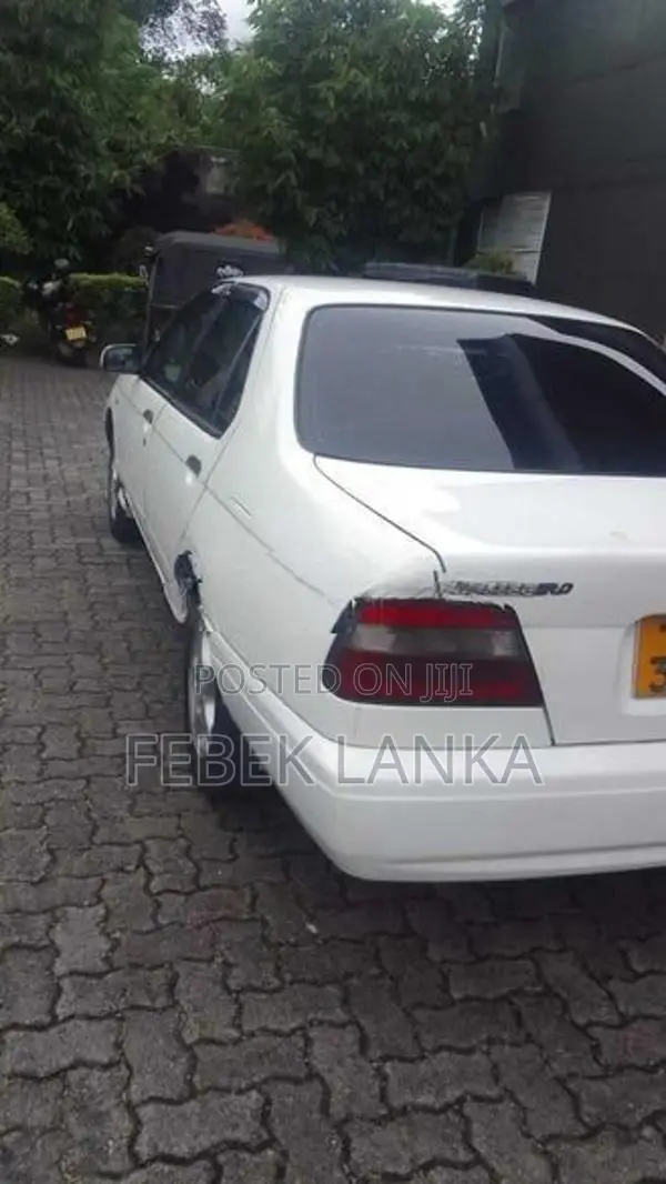 Nissan Sunny 1999