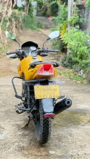 TVS Apache RTR 180 2011