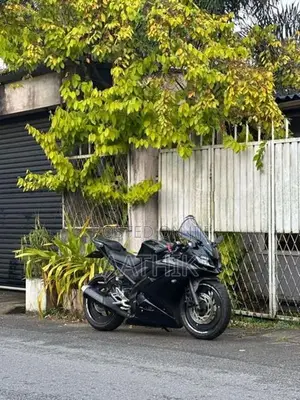 Yamaha R15 2019