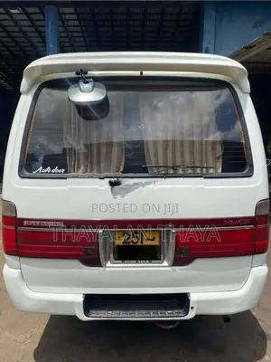 Toyota Dolphin LH-113 1993